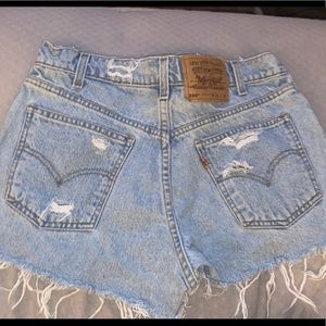 Levi’s 550 relaxed fit distressed shorts